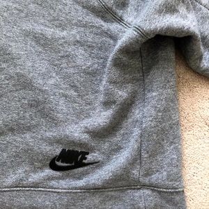 grey nike crew neck